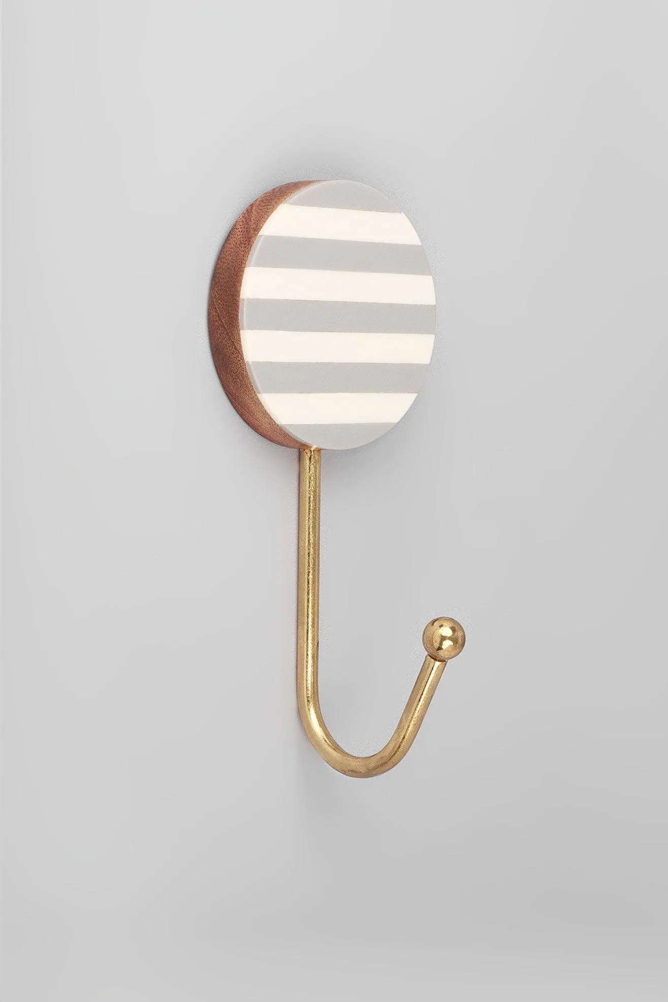 G Decor White Grey Striped Large Circle Disk Wood and Resin Brass Geometric Wall Organizer Coat Hook