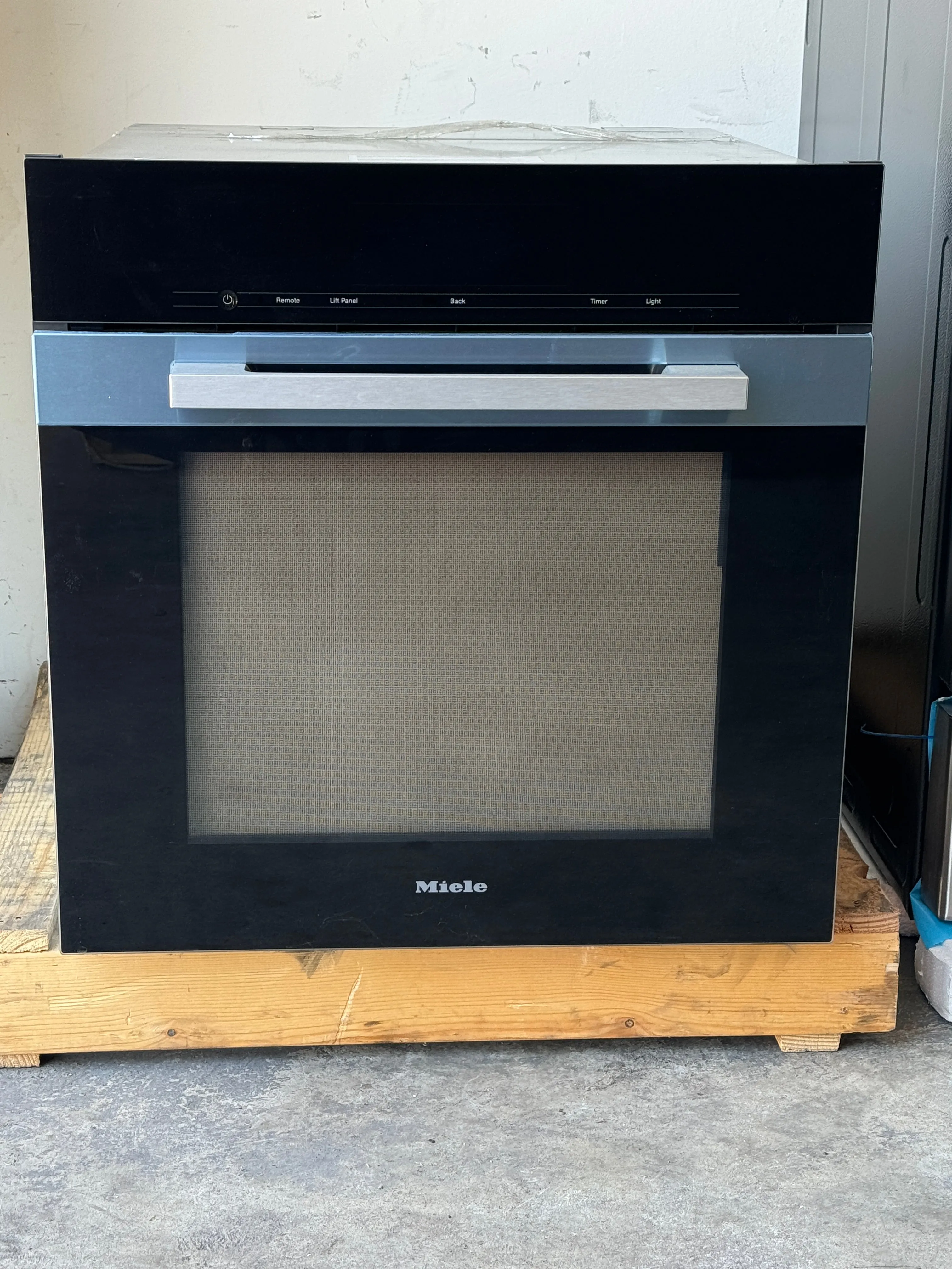 Miele 7000 Series PureLine Series DGC7860CTS 24 Inch Single Combi-Steam Smart Electric Wall Oven with 2.54 cu. ft. Oven Capacity, M-Touch Display   Motion React, and DualSteam Technology. Non-Plumbed. Stainless Steel