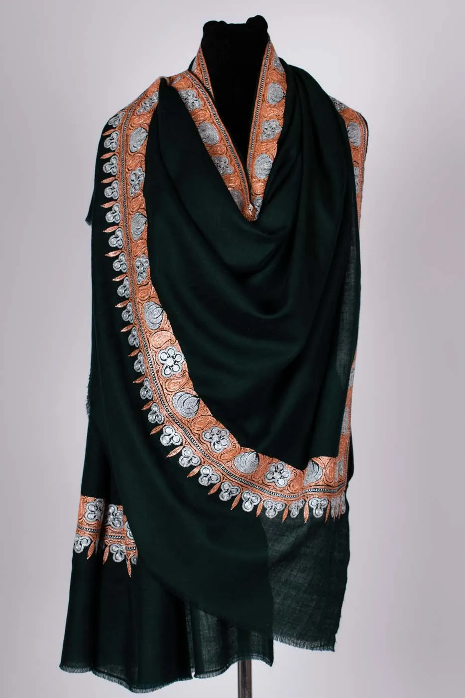 NAKSH - 40x80"