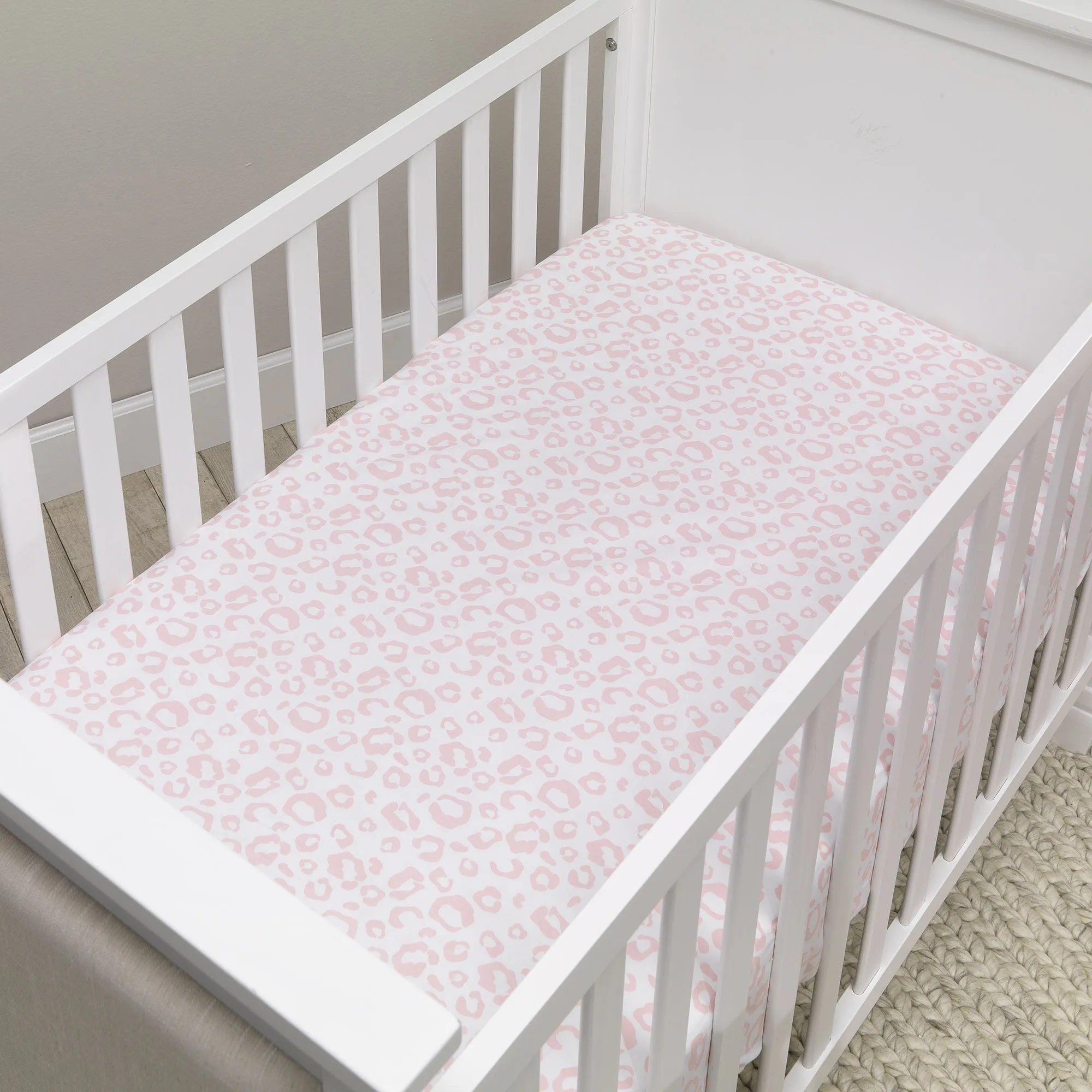 Signature Leopard Organic Cotton Fitted Crib Sheet