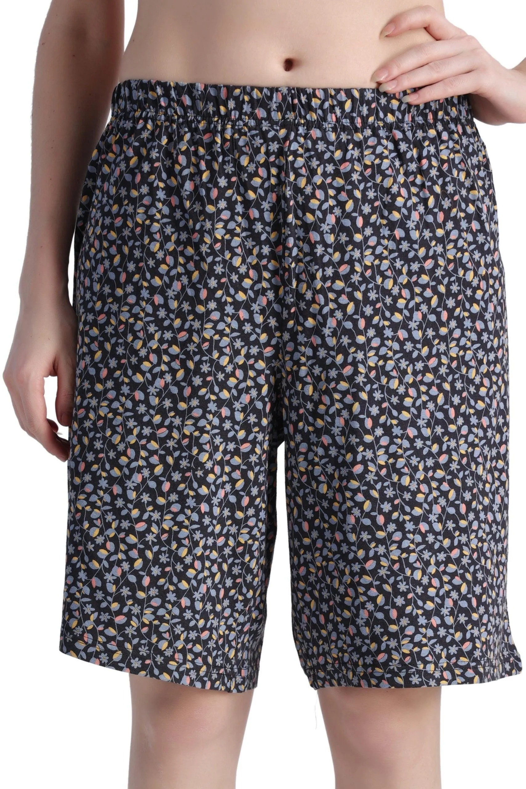Small Floral Printed Shorts